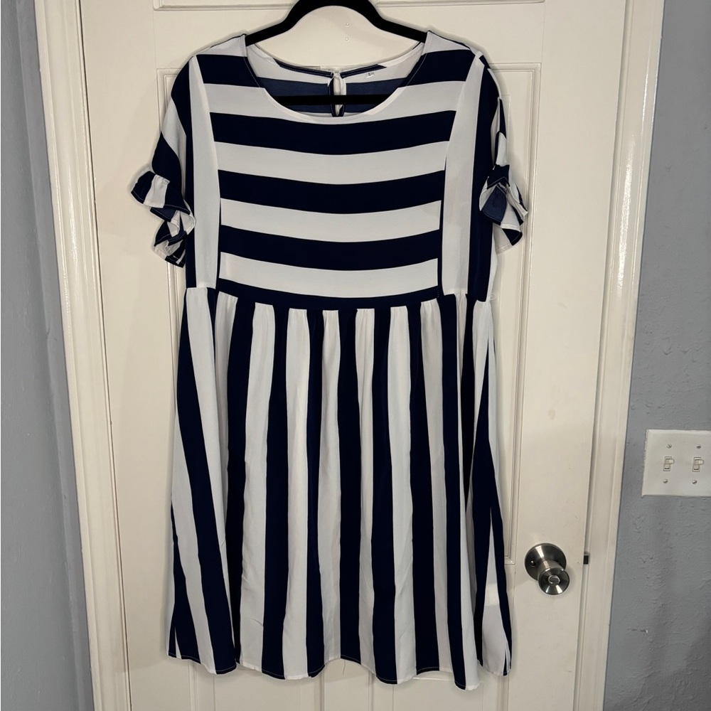 Navy and White Striped Short Sleeve Dress Sz. Lg